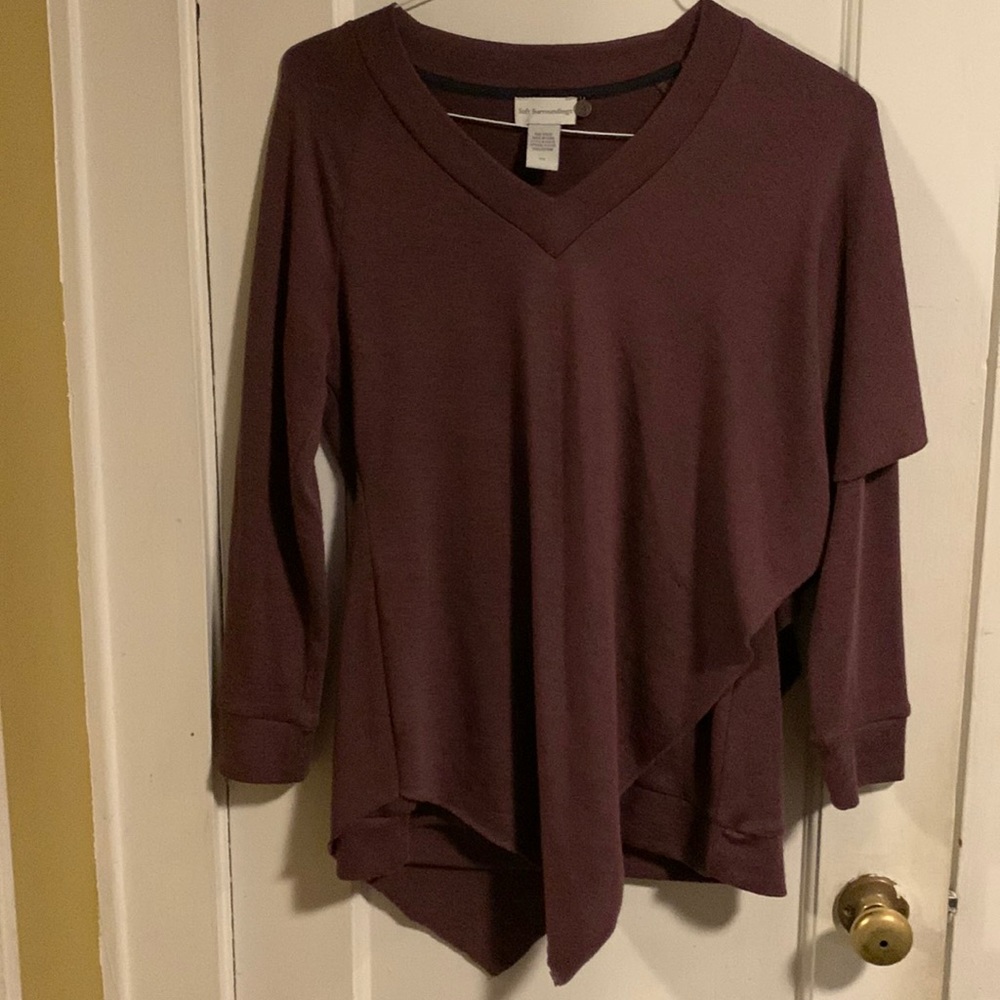 Soft surrounding top layer sweater